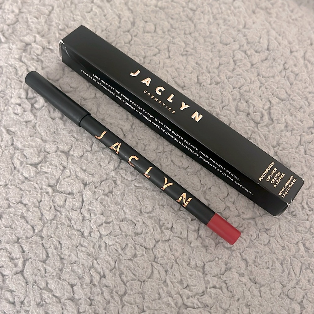 Jaclyn Cosmetics Lip Liner In Control